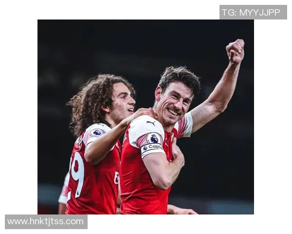 足球球星职业生涯踢球时长解析从入队到退役的精彩岁月 足球球星职业生涯踢球时长解析从入队到退役的精彩岁月